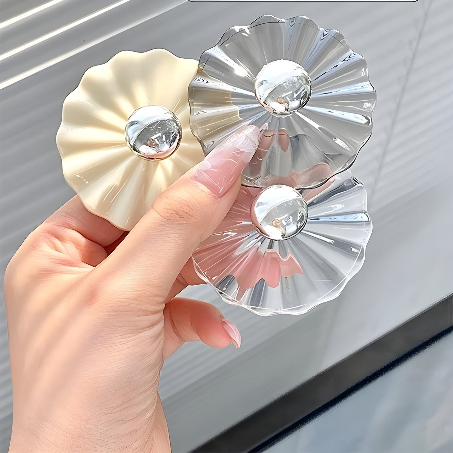 Petal Shaped Adhesive Wall Hooks (5Pcs)